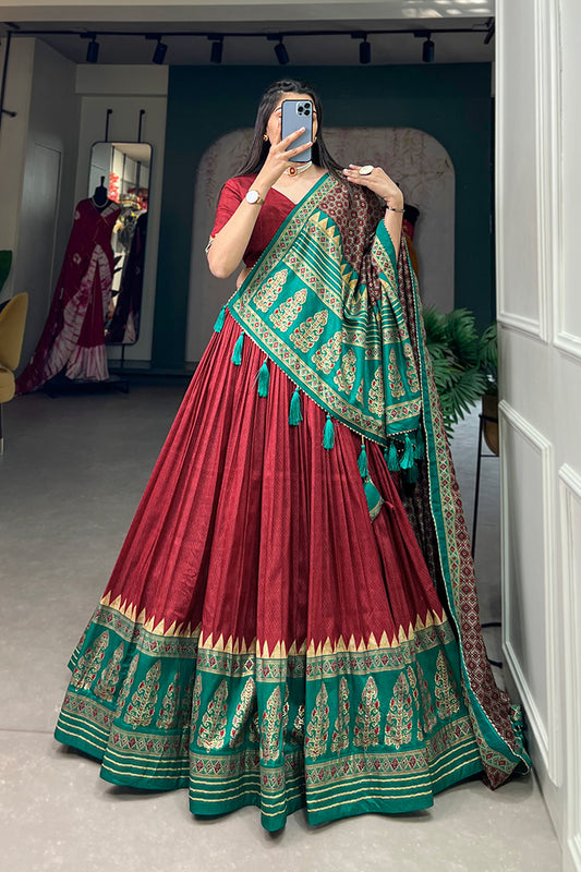 Awesome Silk Lehengas Choli Wedding Reception Wear for USA Women's