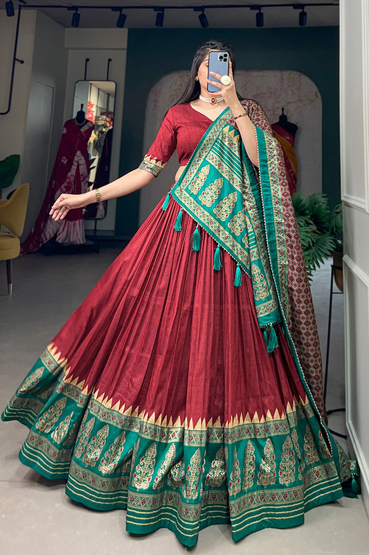 Awesome Silk Lehengas Choli Wedding Reception Wear for USA Women's