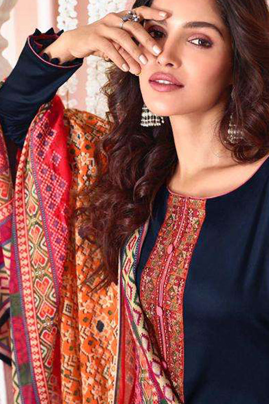 Women's Casual Wear Stylish Thread Embroidered Salwar Kameez Pant Suits