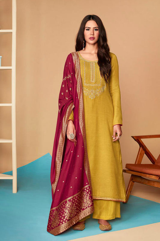 South Asian Indian Pakistani Style Formal Salwar Kameez Dresses with Beautiful Dupatta