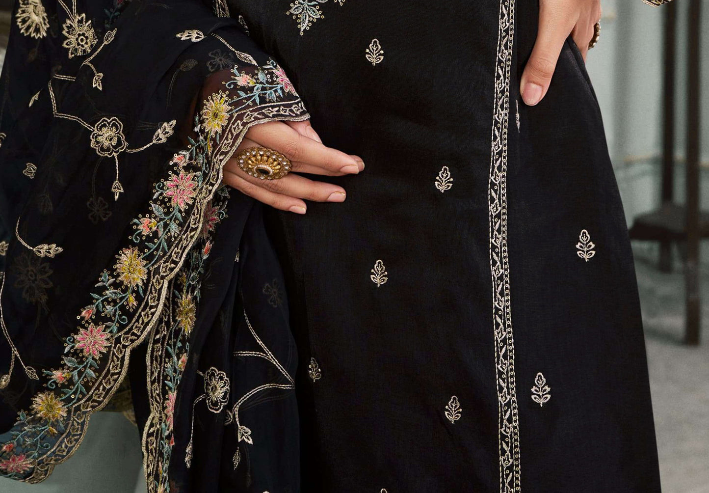 Ethnic Wear for Weddings Indian Salwar Kameez Trouser Suit for Women USA