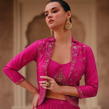 Why are embroidery and color crucial while selecting the ideal salwar kameez?