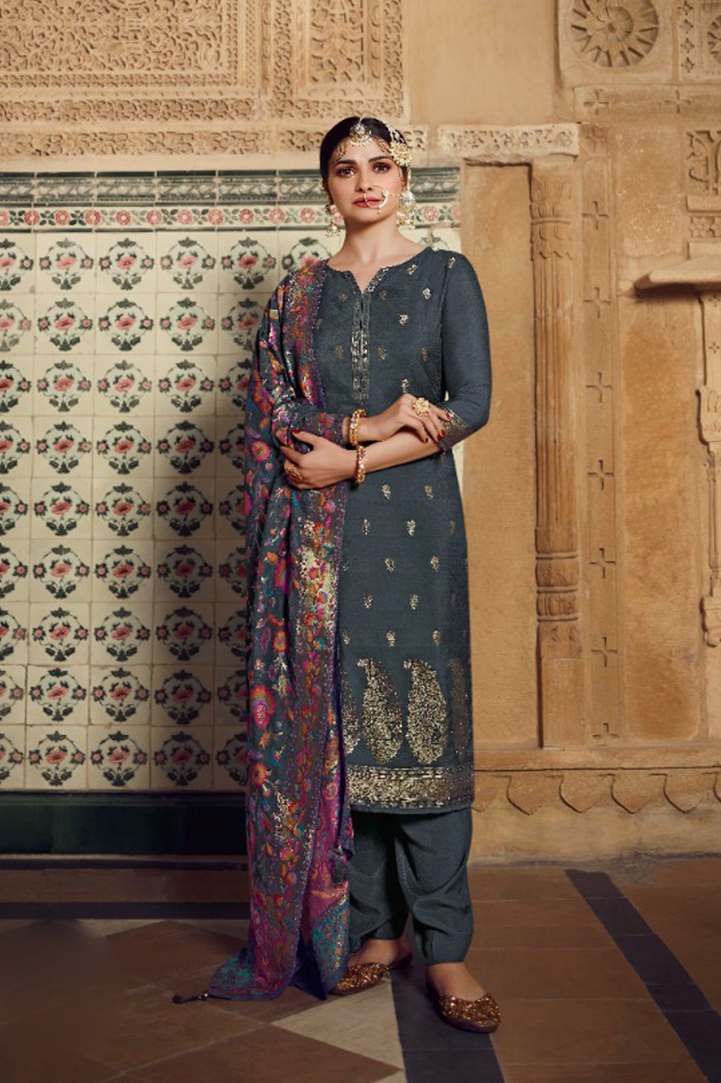 Newest Style Ready To Wear Grey Color Salwar Kameez For Wedding