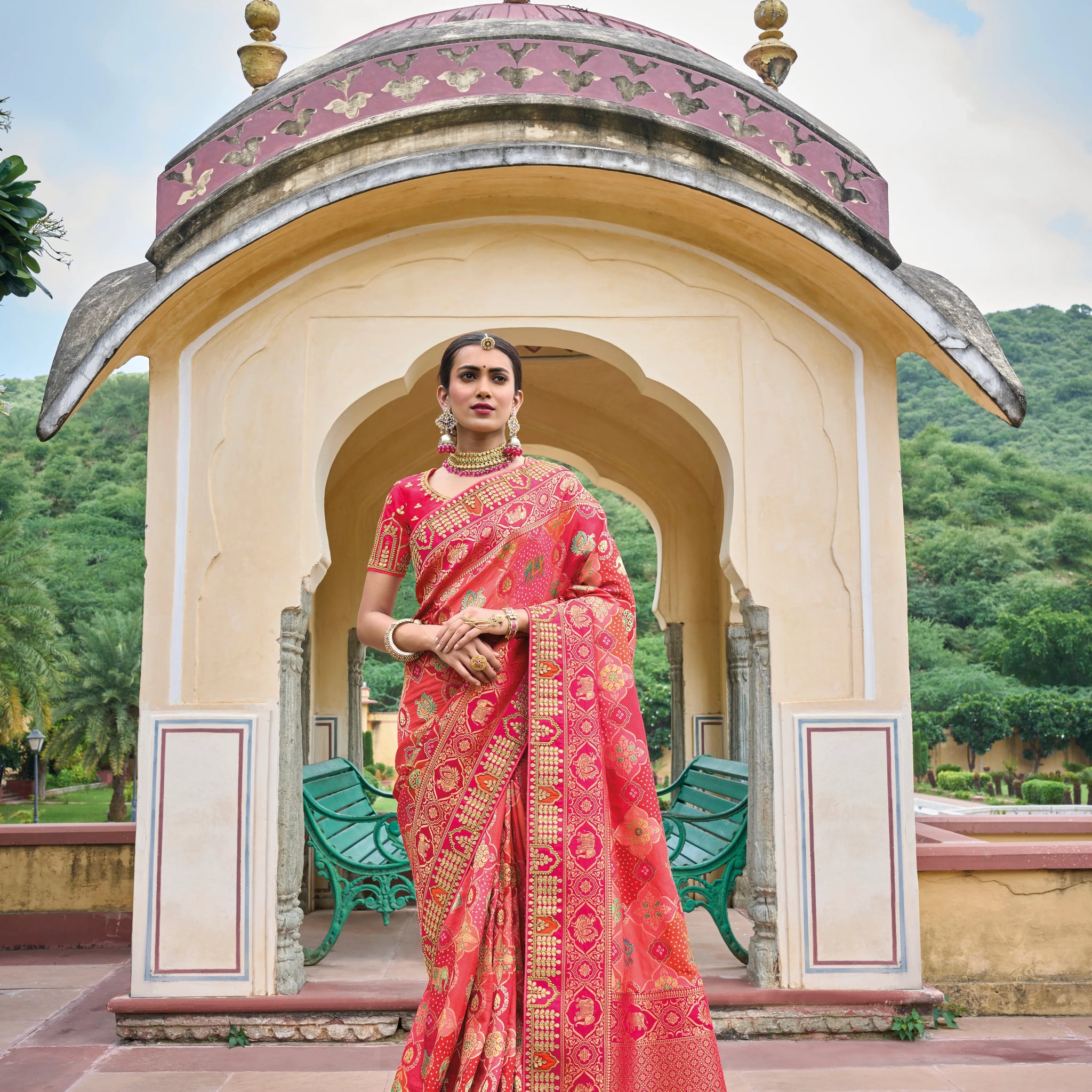 Besutiful Pink Color Pure Dola Viscose Fabric Wedding Reception Wear Saree