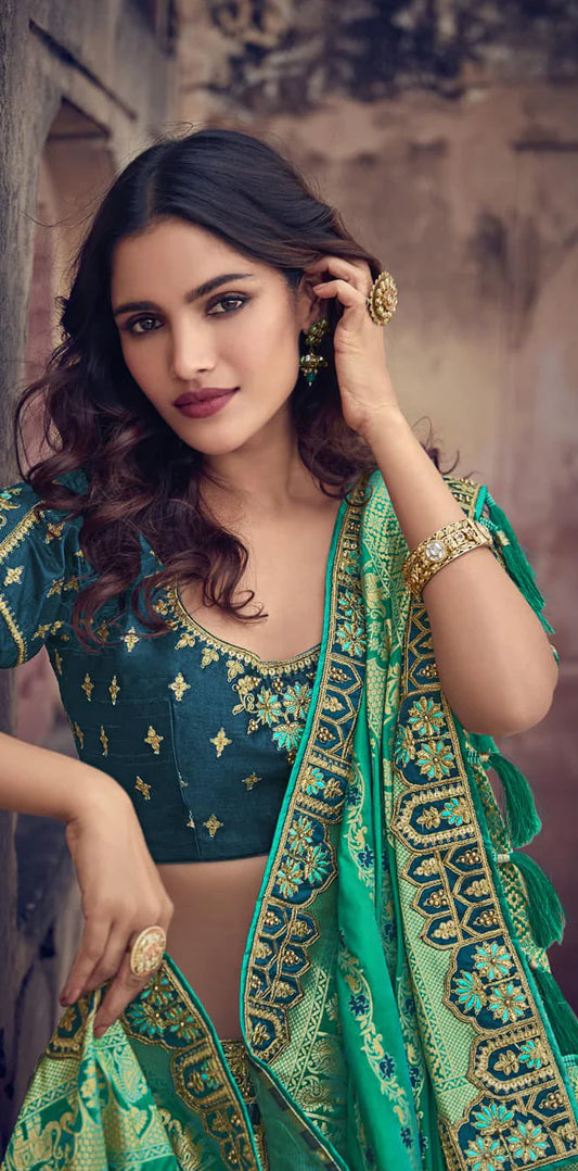 Indian Pakistani Wedding Wear Designer Banarasi Silk Lehenga Choli Set
