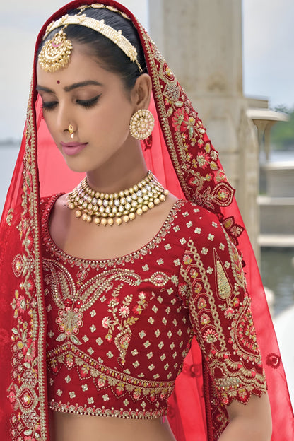 Red Color Silk Wedding Bridal Wear Heavy Lehenga Choli with Net Dupatta
