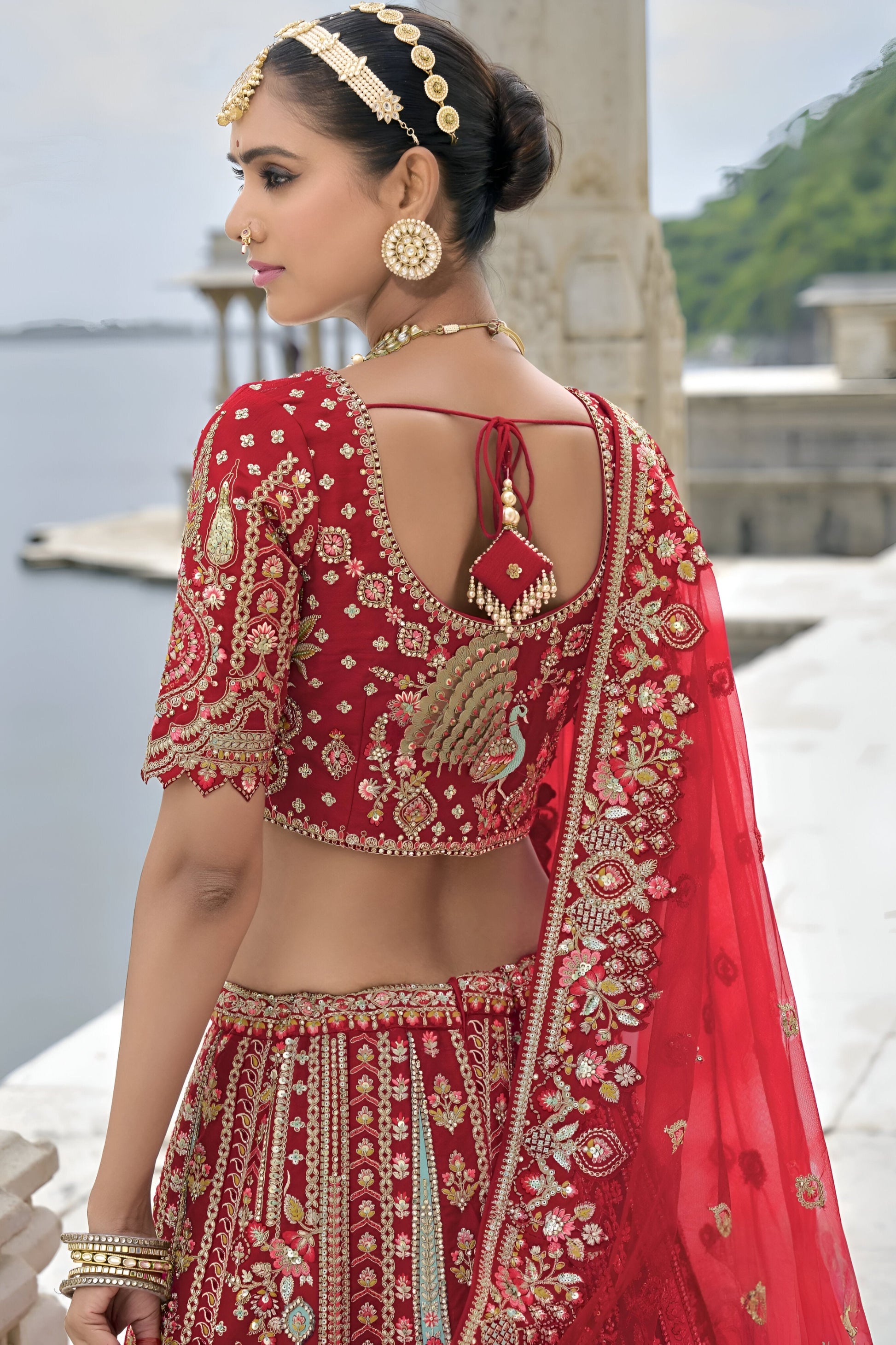 Red Color Silk Wedding Bridal Wear Heavy Lehenga Choli with Net Dupatta
