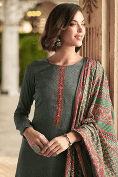 Nikah Wear Heavy Embroidery Work Pure Cotton Salwar Kameez Pant Suit's