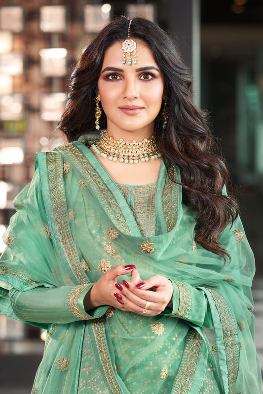 Pakistani Indian women Diwali function Wear salwar kameez Suits