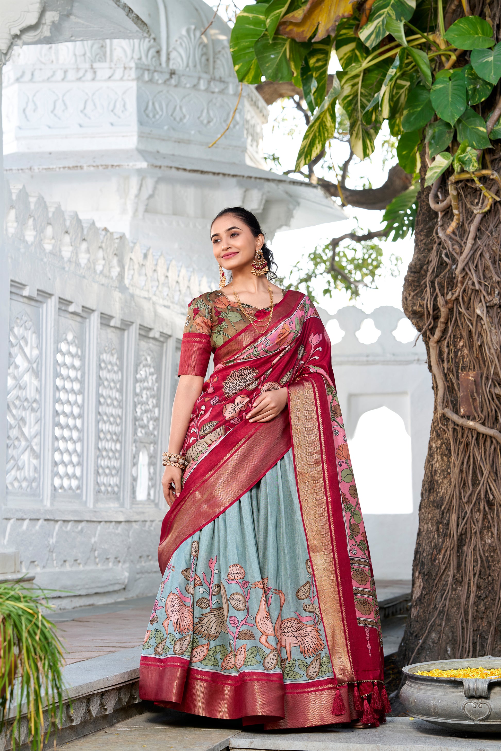 Indian Pakistani Traditional Wear Lehenga Blouse with Dupatta