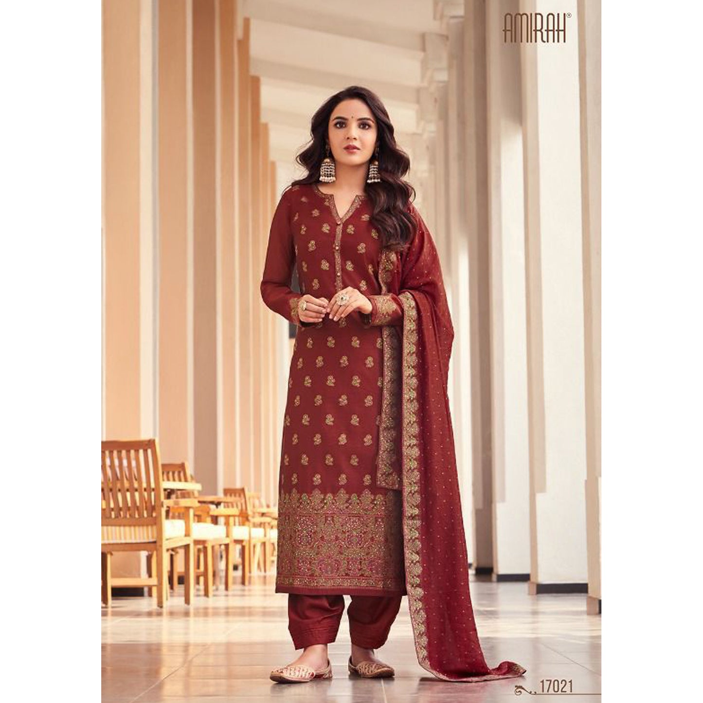 Stylish Attractive Designer Georgette Fabric Salwar Kameez Dresses