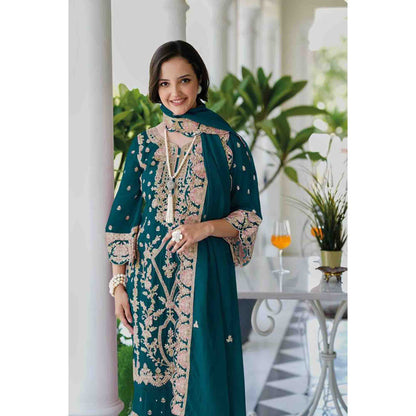 Eid Ramadan Party Wear & Thread Embroidery Worked Shalwar Kameez Pant Suits