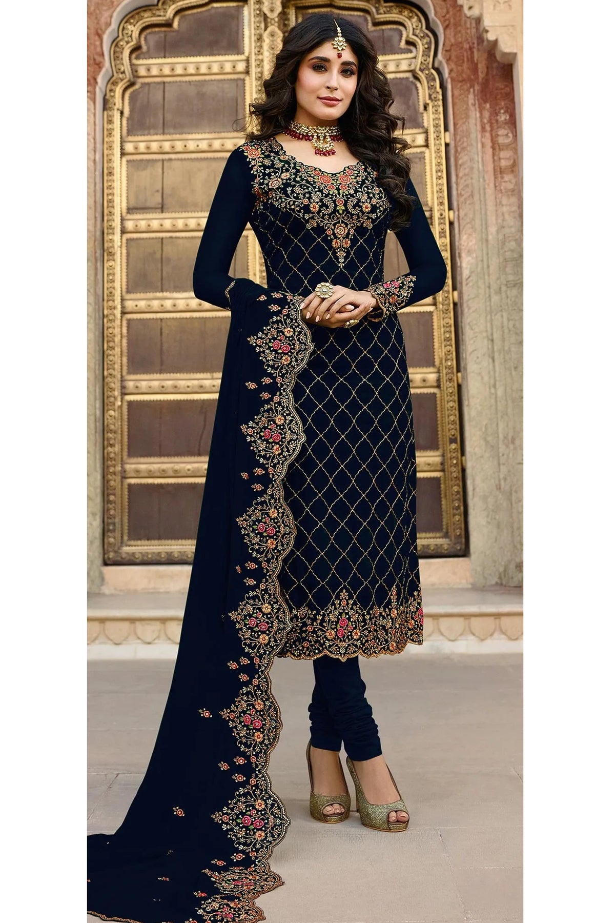 Traditional wedding churidar salwar kameez with dupatta