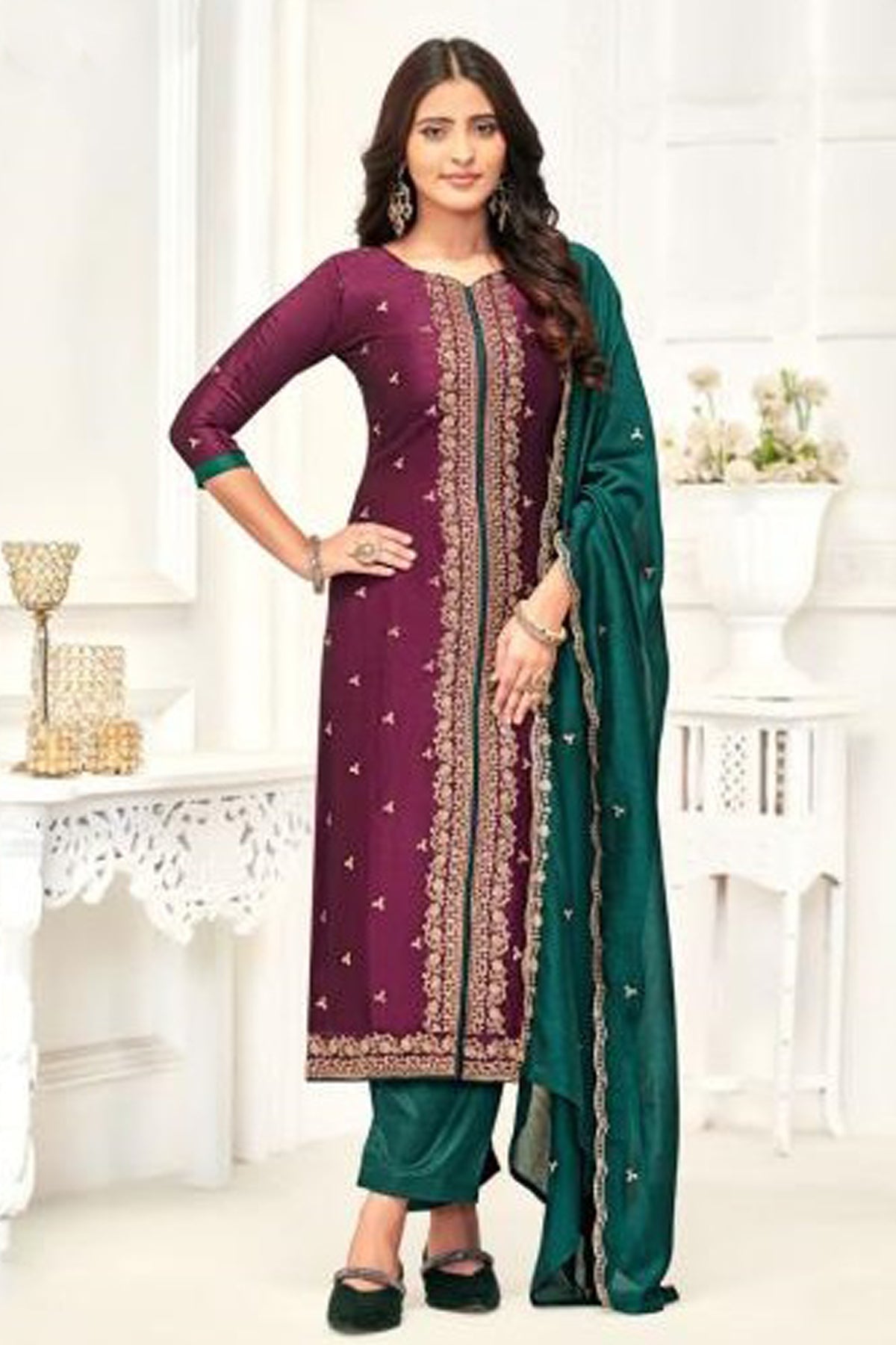 Plus size Indian Pakistani salwar kameez with dupatta