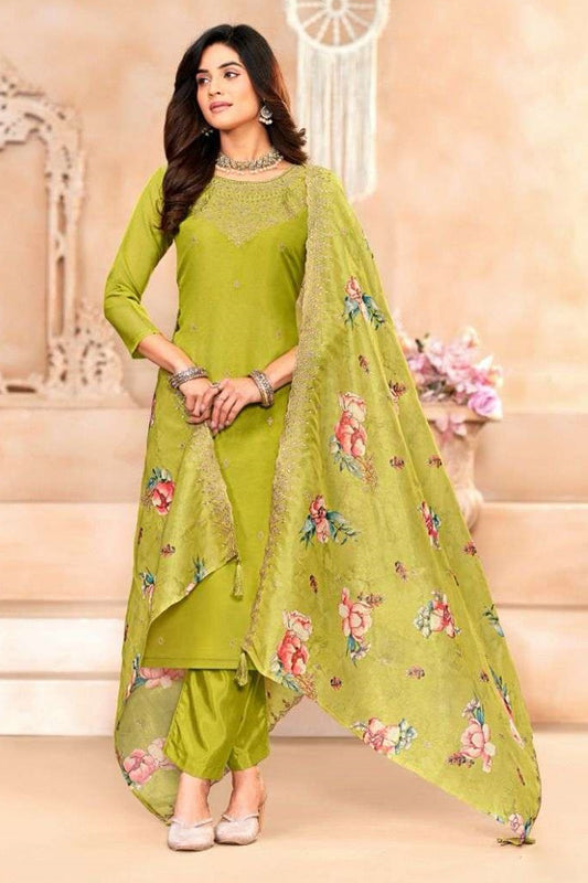 Ramadan Iftar Wear Shalwar Kameez Pant Suits With Dull Santoon Dupatta