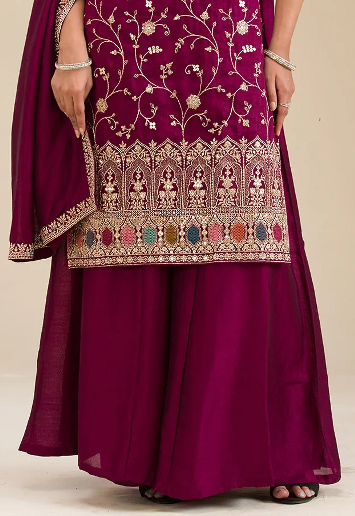 Palzzo dress hem and fabric detail