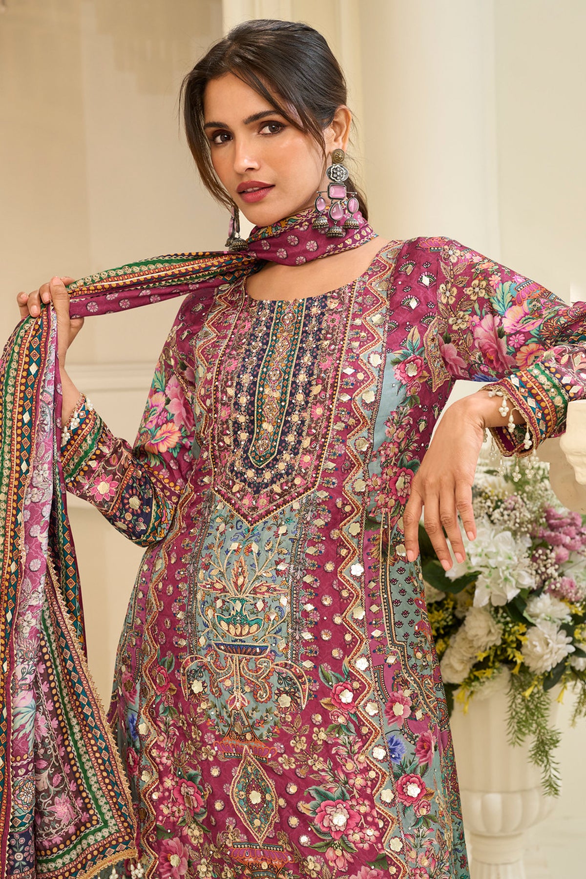 Sleeve detail of the pink plazzo suit
