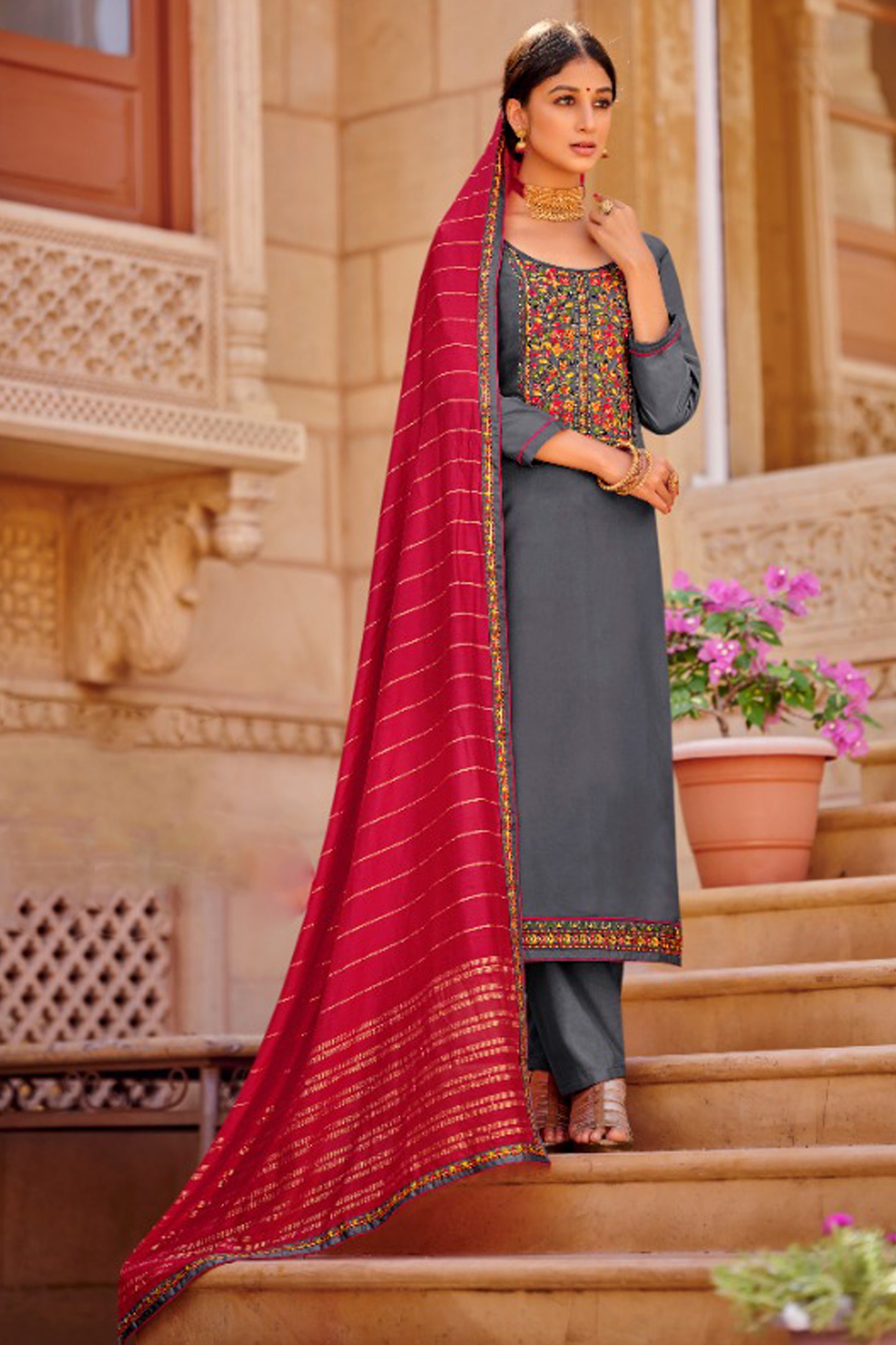 Pakistani Roka Nikah Wear Women's Wear Silk Salwar Kameez Pant Suit's