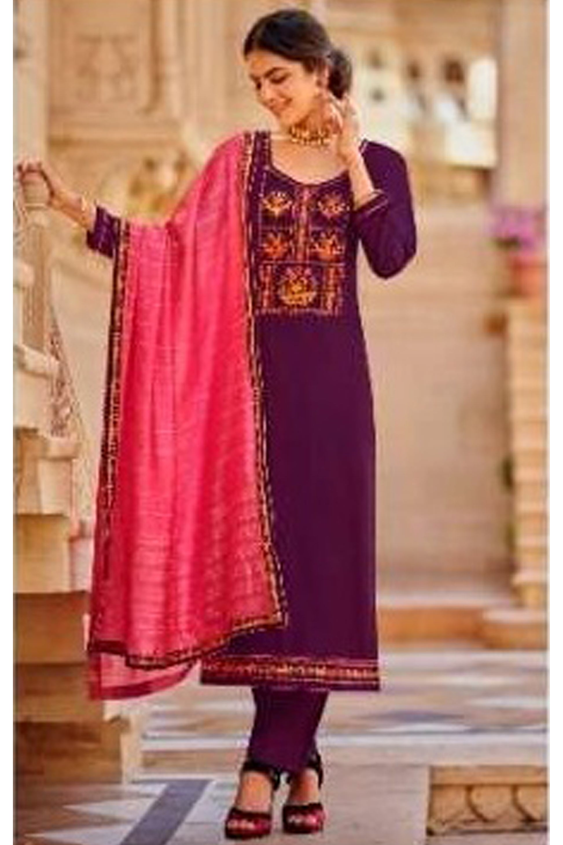 Pakistani Nikah Wear Women's Wear Silk Salwar Kameez Pant Suit's