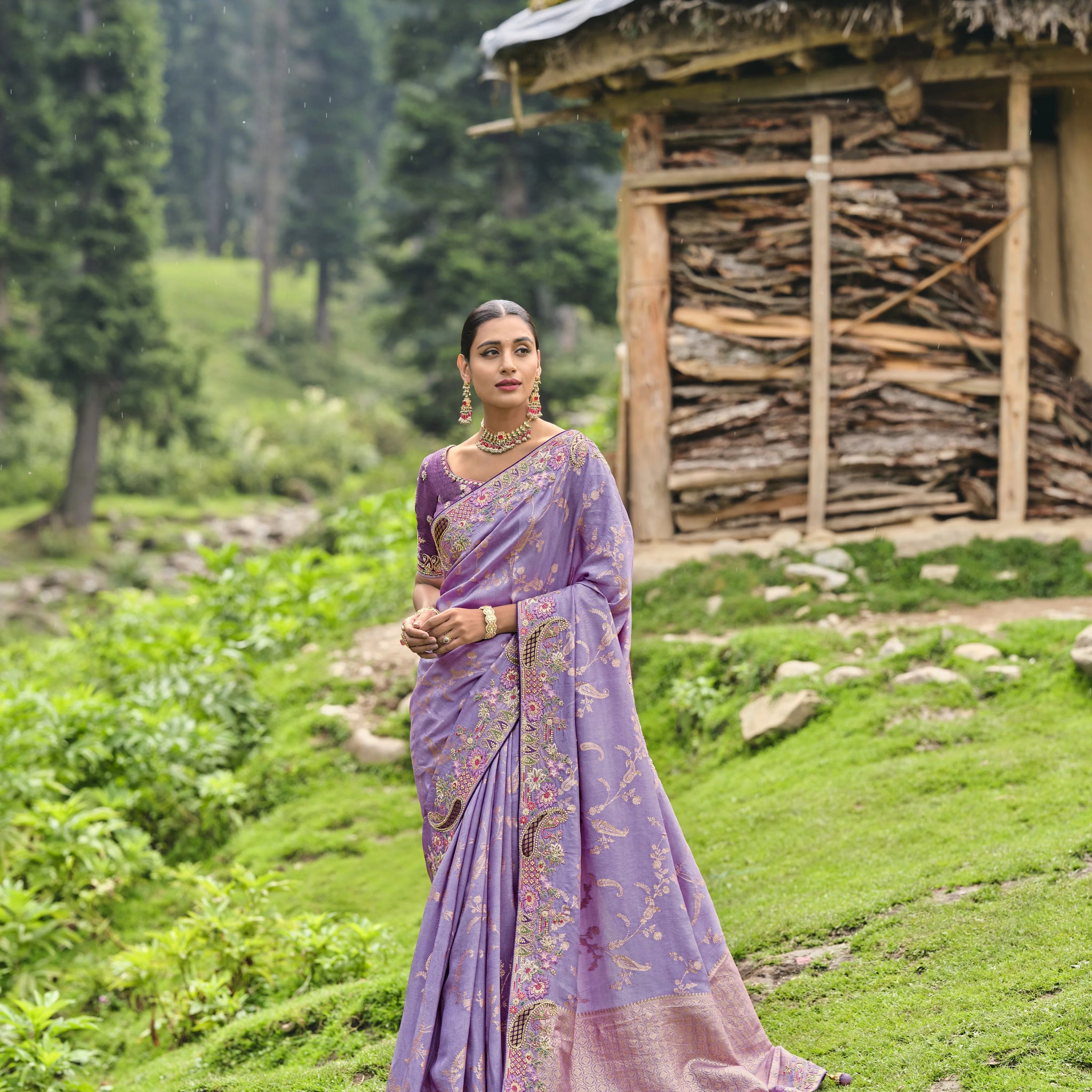 Irresistible Lavender Color Pure Dola Fabric Festival Wear Designer Saree With Blouse