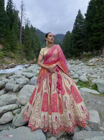 Attractive Off-White Color Pure Kanjivaram Fabric  Special Function Wear Lehenga Choli