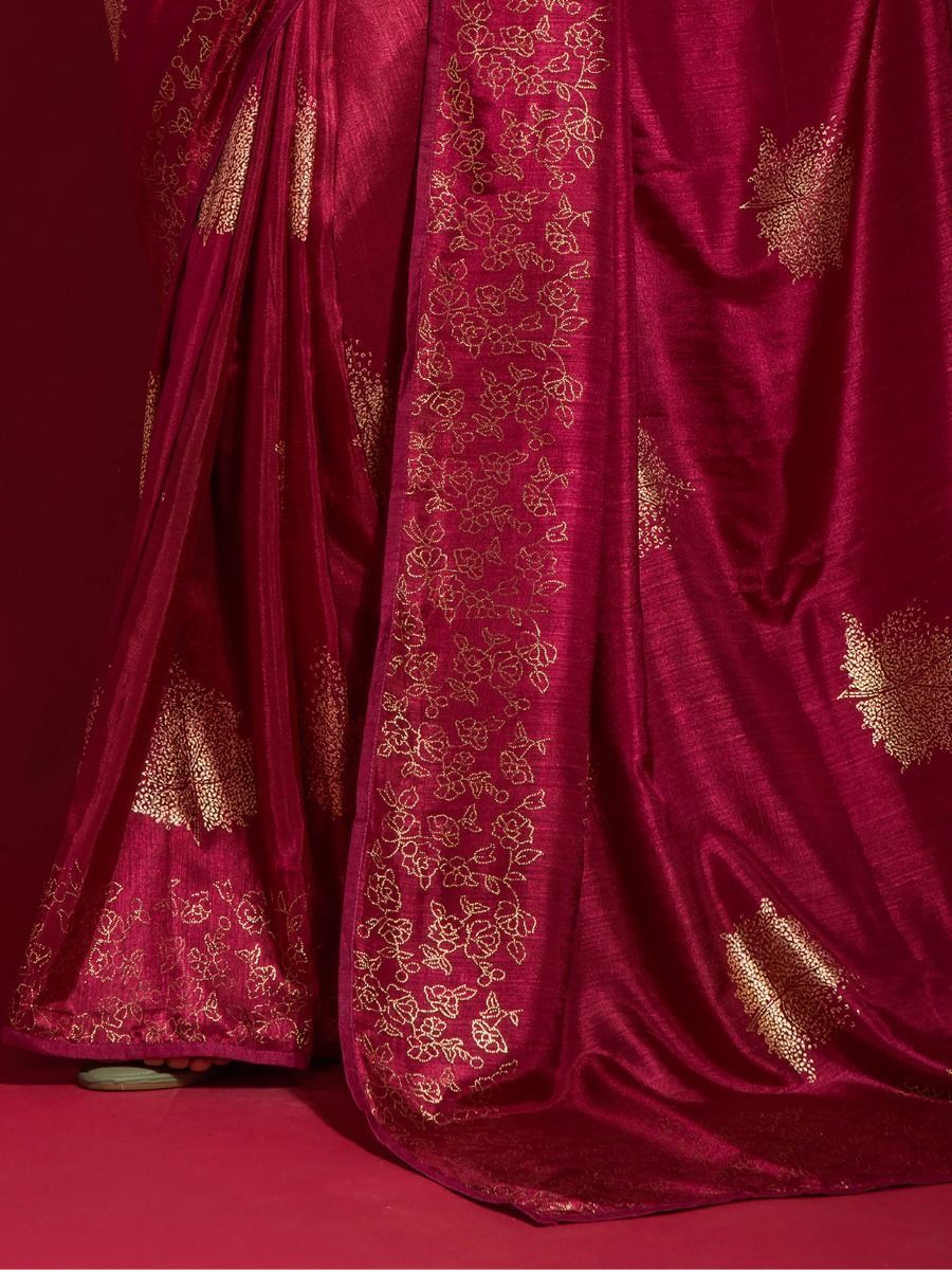 Gorgeous Magenta Foil Printed Georgette Fabric Festival Wear Saree