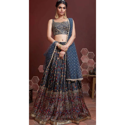 Purple Color Indian Pakistani Wedding Wear Bridal Designer Lehenga Choli Suits